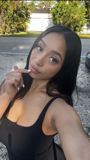 Full leaked Aliciaa private onlyfans photo