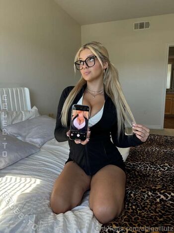 Full leaked Abigail lutz private onlyfans photo