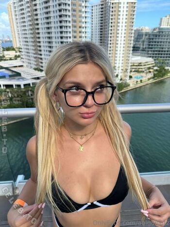 Full leaked Abigail lutz private onlyfans photo