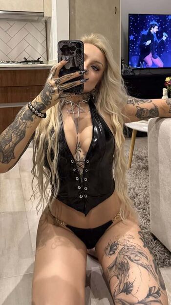 Full leaked Acompanhantes private onlyfans photo
