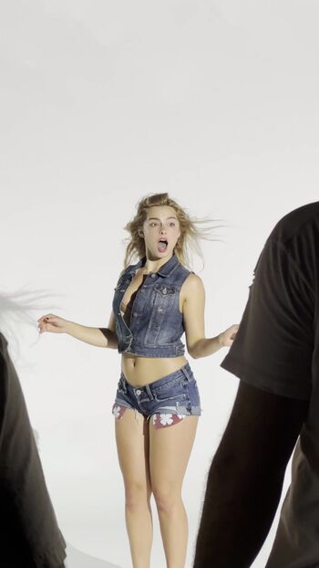 🔥 Addison rae  page leaked private photo uncensored full