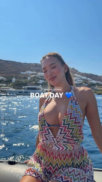 Full leaked Adorable caro private onlyfans photo