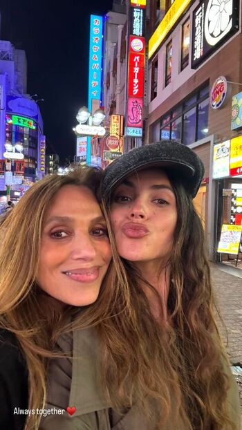 Adria Arjona