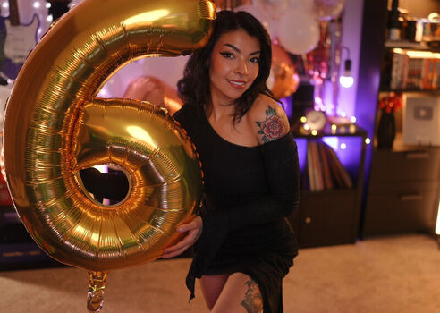 Full leaked Aileensenpaireacts private onlyfans photo
