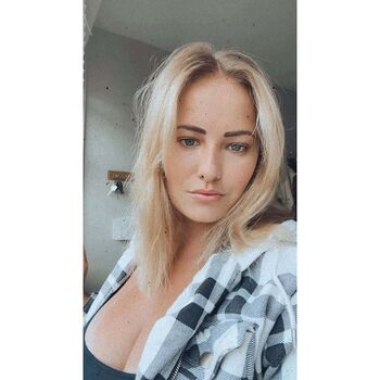 Full leaked Aisling norman private onlyfans photo
