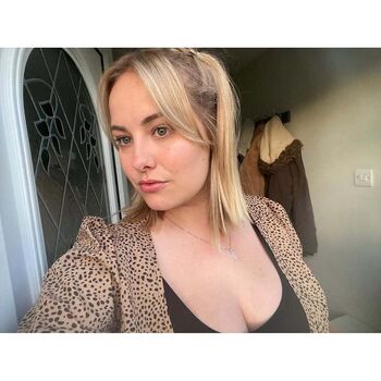 Full leaked Aisling norman private onlyfans photo