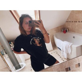 Full leaked Aisling norman private onlyfans photo
