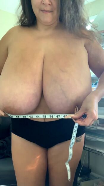 Full leaked Alaura grey private onlyfans photo