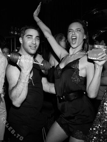 🔥 Alessandra ambrosio  page leaked private photo uncensored full