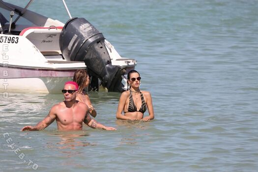 🔥 Alessandra ambrosio  page leaked private photo uncensored full