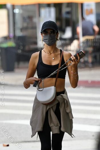 🔥 Alessandra ambrosio  page leaked private photo uncensored full