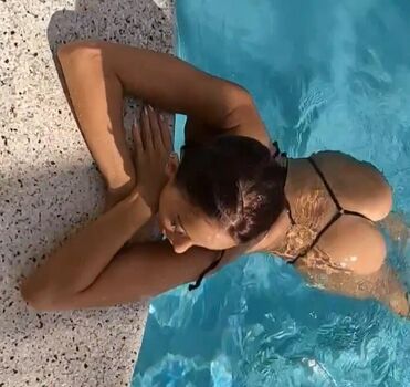 🔥 Alessandra liu  page leaked private photo uncensored full