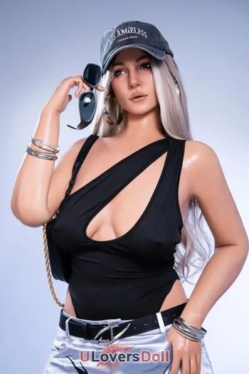 Alessia Doll
