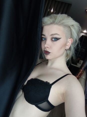 🔥 Alexandra bessonova  page leaked private photo uncensored full