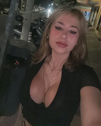 Full leaked Alexarufin private onlyfans photo