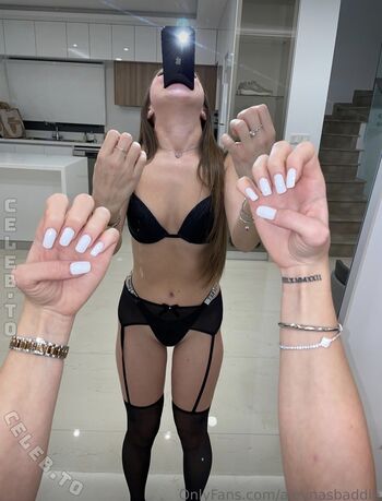 🔥 Aleynabaddie  page leaked private photo uncensored full