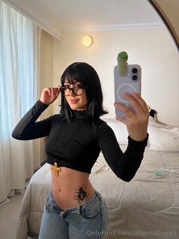 Full leaked Alternative private onlyfans photo