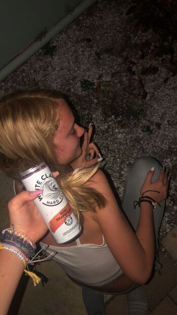 Full leaked Alyna wampler private onlyfans photo