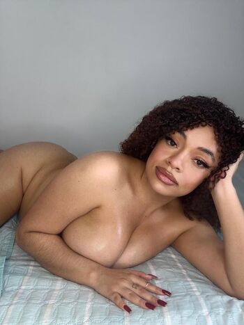 Alyssa_Houston