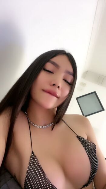 Full leaked Amateur streamers private onlyfans photo