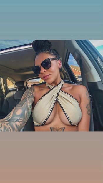 Full leaked Amber reacts private onlyfans photo