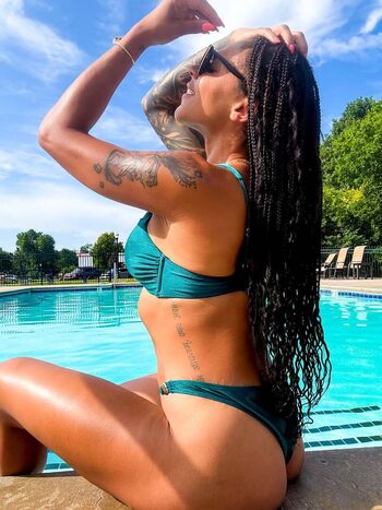 Full leaked Amber reacts private onlyfans photo