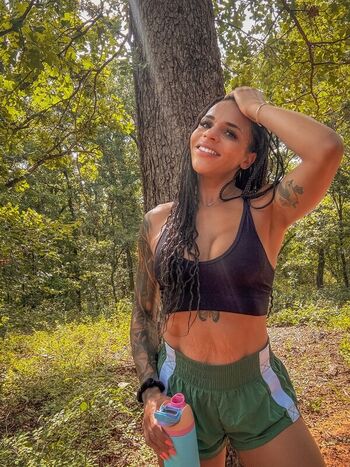 Full leaked Amber reacts private onlyfans photo