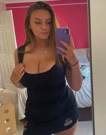Full leaked Amyquesada private onlyfans photo