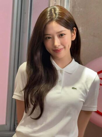 An Yujin 안유진 |