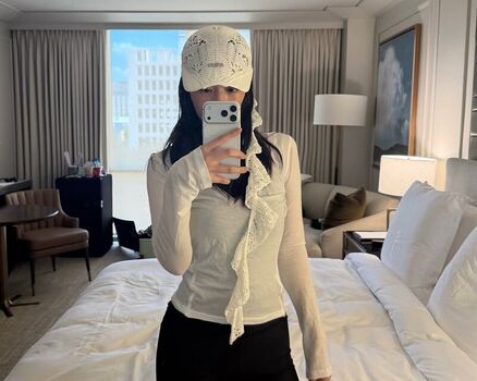 An Yujin 안유진 |