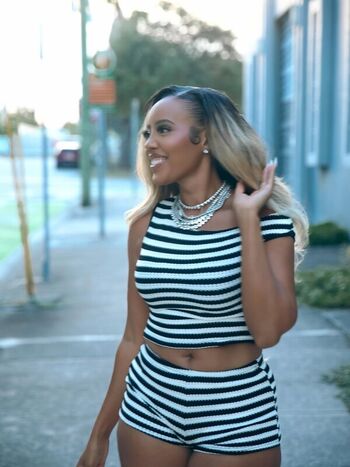 Angela Simmons