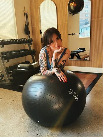 Full leaked Anisa jomha private onlyfans photo