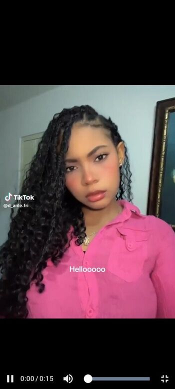Anleny frias