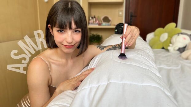 Anna Dreamy ASMR
