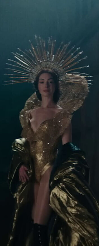 Anne Hathaway