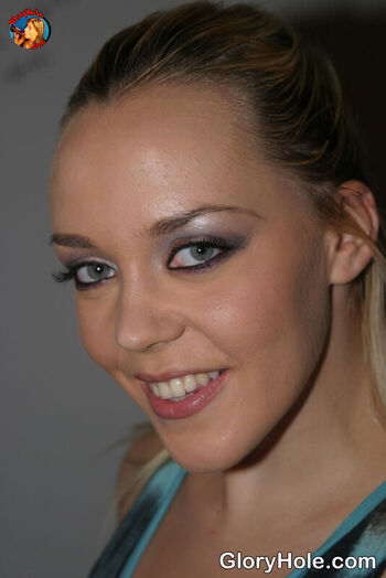 Annette Schwarz