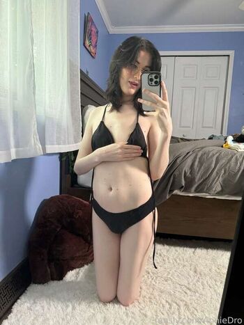 Full leaked Annie dro private onlyfans photo