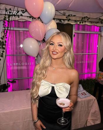 Full leaked Annie lydia weston private onlyfans photo