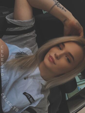 Anny_vans