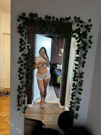 Full leaked Anonoobmous private onlyfans photo