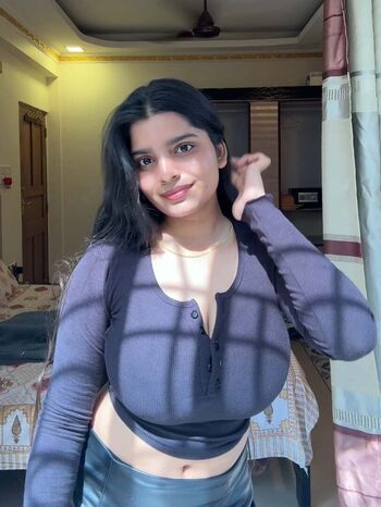 Full leaked Anushkadiariess private onlyfans photo