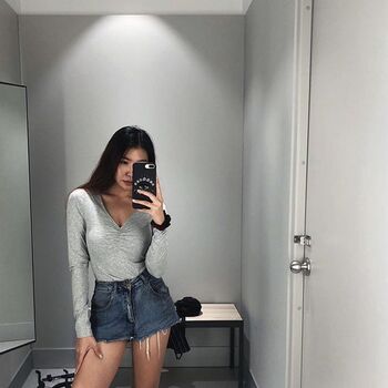 Full leaked Arathehotwife private onlyfans photo