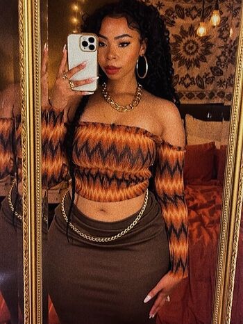 Full leaked Ariaartizte private onlyfans photo