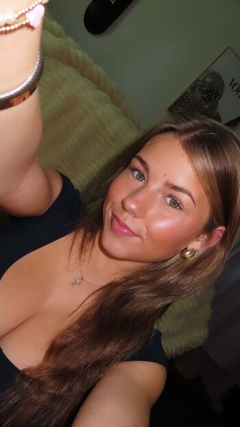 🔥 Ariana white page leaked private photo uncensored full