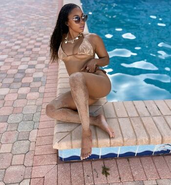 Full leaked Ariane andrew private onlyfans photo