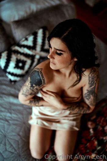 Full leaked Arryn zech private onlyfans photo