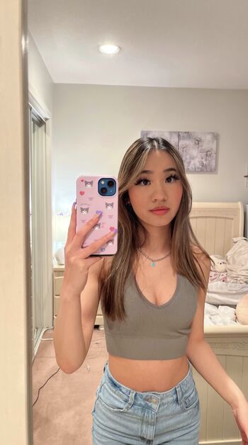 Full leaked Ashleyyshum private onlyfans photo