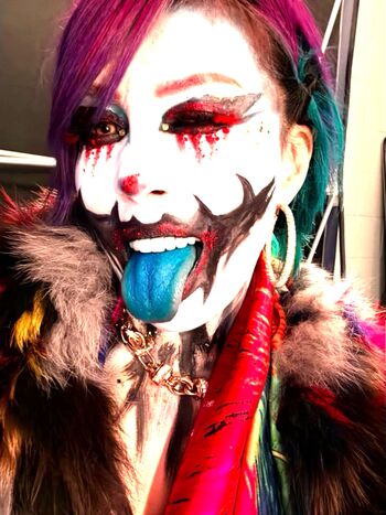 Asuka WWE