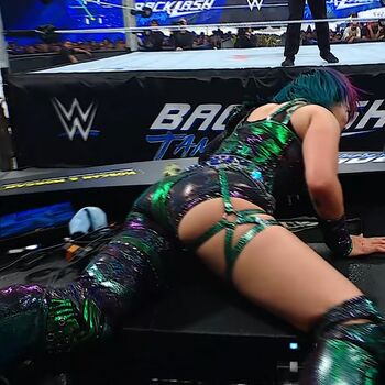 Asuka WWE