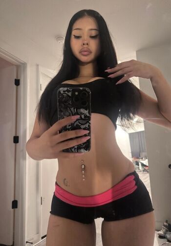 Full leaked Athenaxo private onlyfans photo